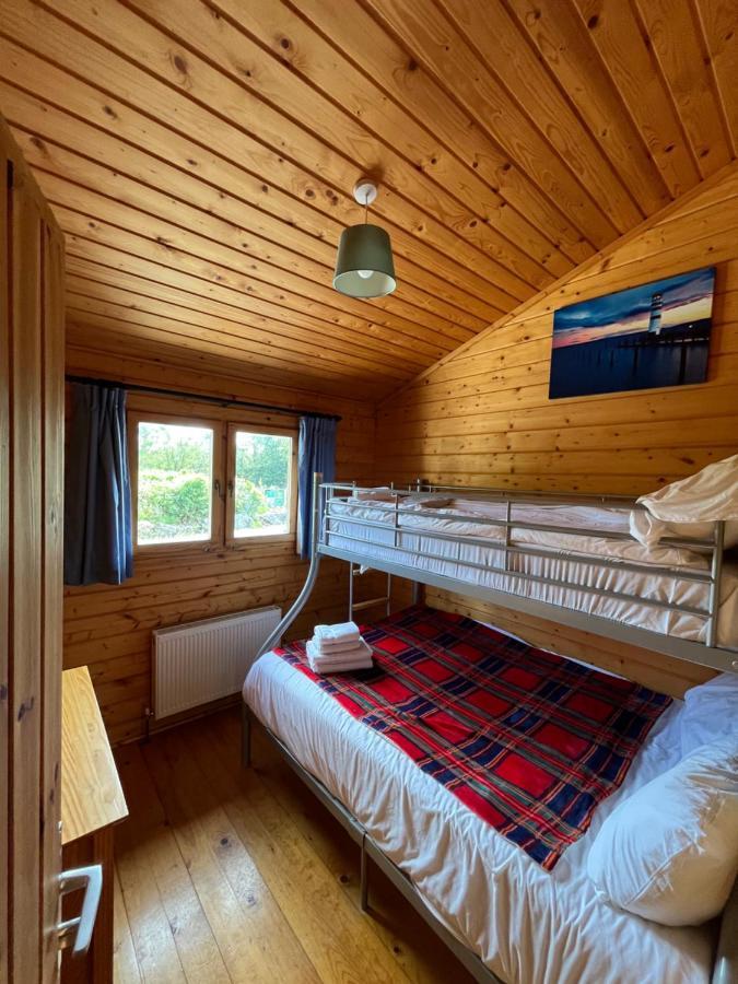Red Squirrel Lodge Голуей Екстериор снимка