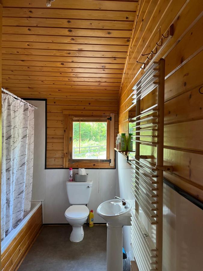 Red Squirrel Lodge Голуей Екстериор снимка